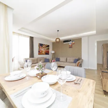 Bright Flat W Balcony 15 Min To Konyaalti Apartament *